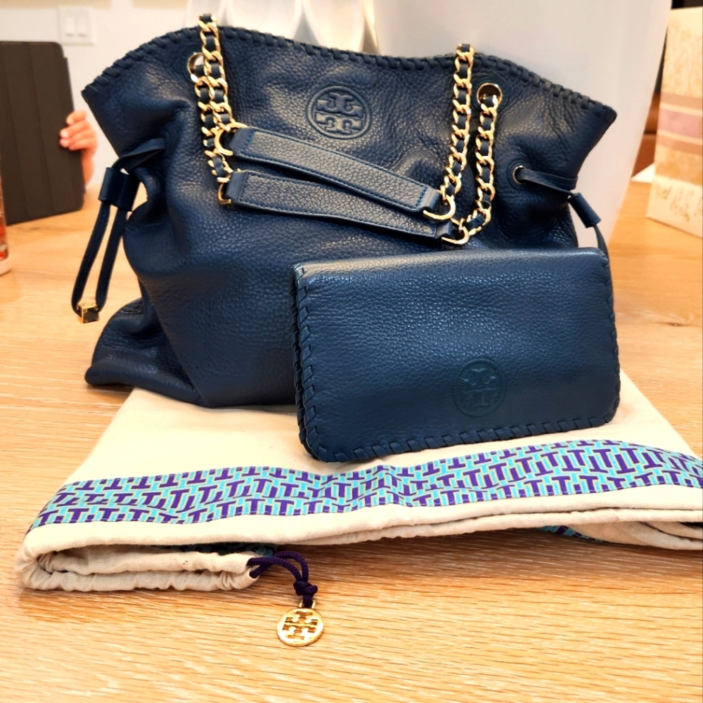 Tory Burch Marion Slouchy Tote Hudson Bay/ Navy Pebbled Leather
